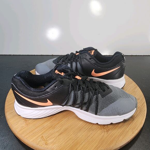 Women's Nike Revolution 4 Sz 6.5 010333 Black Mesh Running Sneakers Shoes - Picture 5 of 8